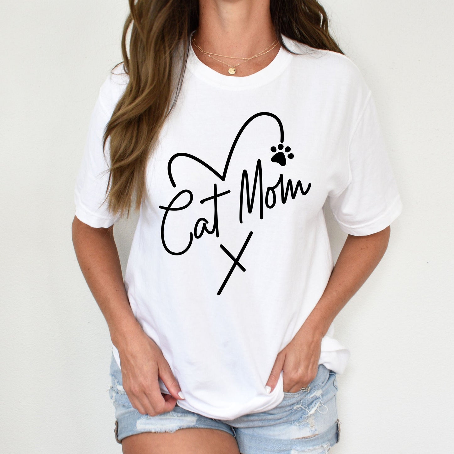 Cat Mom Shirt, Cat Shirt, Heart Shirt, Animal Shirt, Love Shirt, Mom Shirt, Kitty Shirt